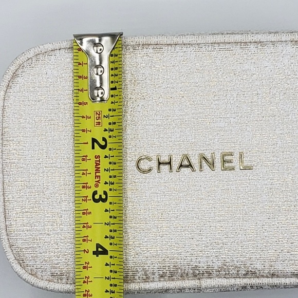 Authentic Chanel 2023 Cosmetic Bag White Gold - Picture 3 of 5
